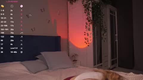 Hollis online show from 12/05/25, 09:00