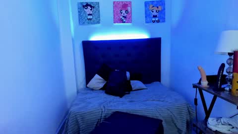 Snapshot of wiz_maleja chatting on 12/30/24, 03:13 MALEJA online show from 12/30/24, 03:13