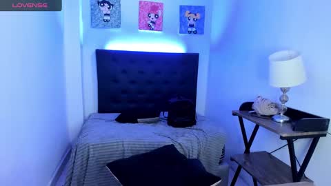 Snapshot of wiz_maleja chatting on 03/10/25, 02:16 MALEJA online show from 03/10/25, 02:16