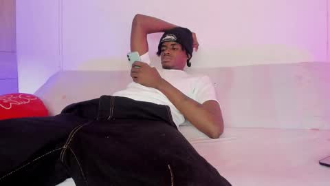 Snapshot of wizycandy_1 chatting on 11/08/25, 11:36 Wiz and Candy online show from 11/08/25, 11:36