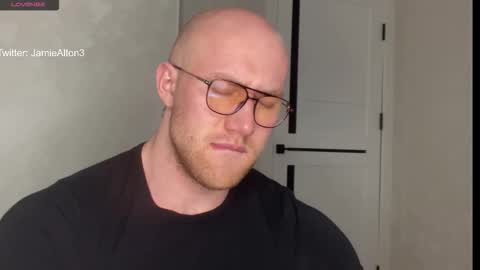 Wlademar online show from 12/23/25, 12:41