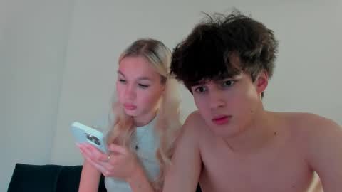 wladilia online show from 11/29/25, 01:47