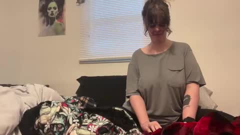 Moth online show from 02/17/25, 11:09