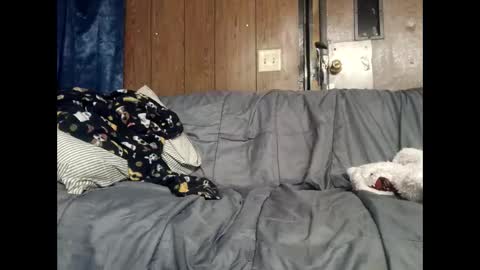 Yolovevil1111 online show from 11/29/25, 11:52