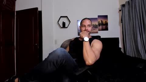 Magnus Dark independent model online show from 09/24/25, 03:21