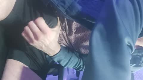 Snapshot of wnhz27 chatting on 12/23/24, 02:45 wnhz27 online show from 12/23/24, 02:45