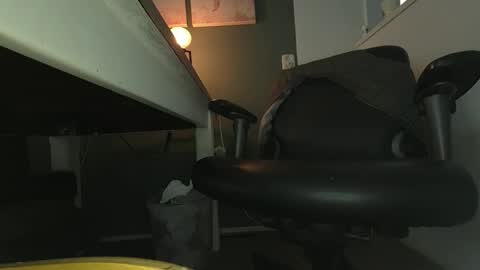 Snapshot of wnhz27 chatting on 10/10/25, 02:05 wnhz27 online show from 10/10/25, 02:05