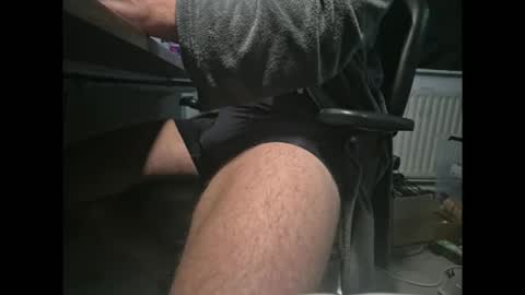 wnhz27 online show from 11/30/25, 11:09