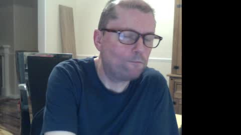 Snapshot of wobble444 chatting on 01/24/25, 12:52 wobble444 online show from 01/24/25, 12:52