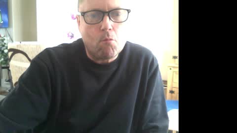 Snapshot of wobble444 chatting on 03/06/25, 11:47 wobble444 online show from 03/06/25, 11:47