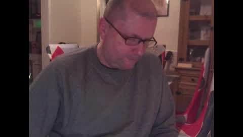 Snapshot of wobble444 chatting on 03/30/26, 12:22 wobble444 online show from 03/30/26, 12:22