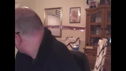 Snapshot of wobble444 chatting on 04/13/26, 12:16 wobble444 online show from 04/13/26, 12:16