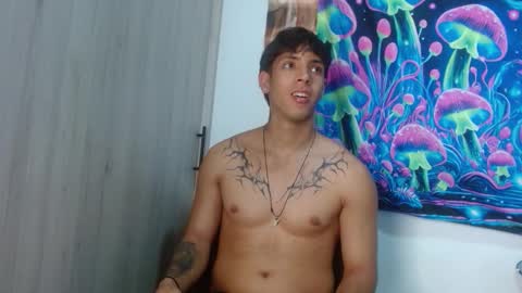 wolf_light online show from 12/19/25, 10:39