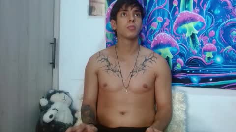 wolf_light online show from 01/12/26, 12:05