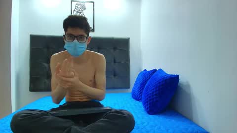  W O L F  online show from 01/21/25, 11:13