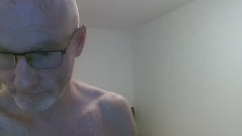 Amadeus Mozart online show from 11/25/25, 11:16