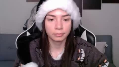 Alex online show from 12/19/24, 02:23