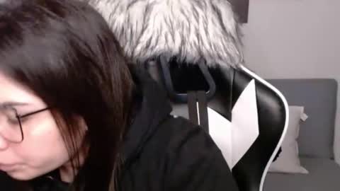 Alex online show from 10/12/25, 01:37