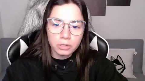 Alex online show from 10/16/25, 02:01