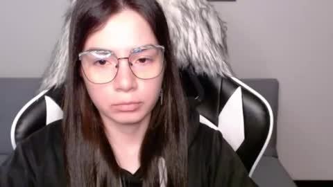 Alex online show from 11/13/25, 02:54