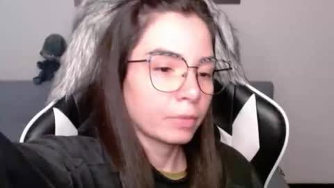 Alex online show from 11/19/25, 02:11