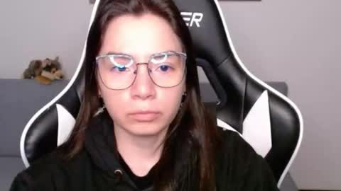 Alex online show from 04/01/26, 01:50