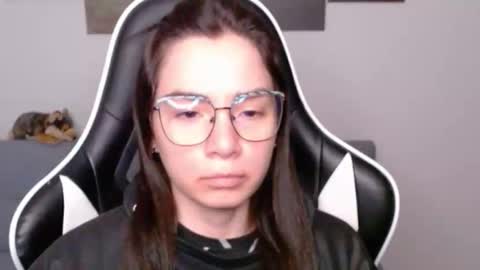 Alex online show from 04/18/26, 02:04