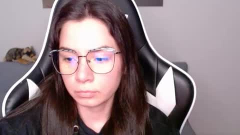 Alex online show from 04/22/26, 02:14