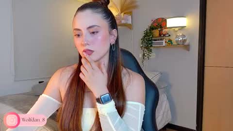 Snapshot of wolfsfoster chatting on 10/11/25, 04:33 online show from 10/11/25, 04:33