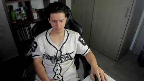 wolker_allan online show from 11/11/25, 12:49