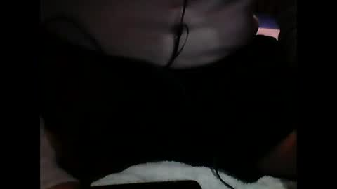 Snapshot of wolliwolly chatting on 05/18/26, 11:05 Wooli online show from 05/18/26, 11:05