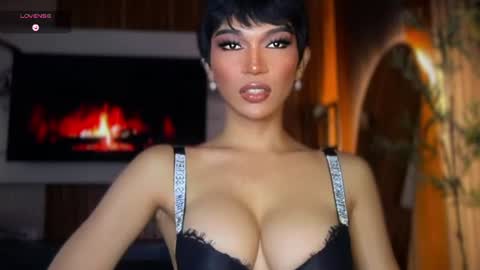 Julia online show from 08/04/26, 04:48