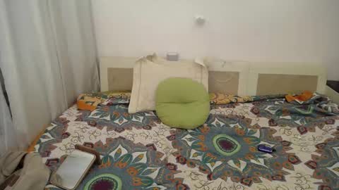 Snapshot of women_pleasures chatting on 03/07/25, 08:44 women_pleasures online show from 03/07/25, 08:44