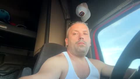 Snapshot of womenlovememan chatting on 12/21/24, 10:30 Ryan online show from 12/21/24, 10:30