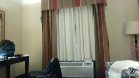 Snapshot of womenlovememan chatting on 11/26/25, 02:23 Ryan online show from 11/26/25, 02:23