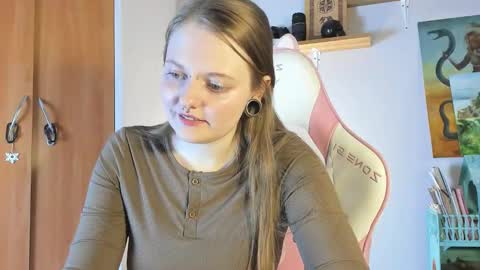 wonderconnie online show from 10/02/25, 01:29