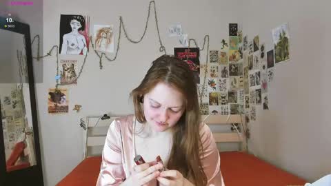 Snapshot of wonderconnie chatting on 05/13/26, 02:53 wonderconnie online show from 05/13/26, 02:53