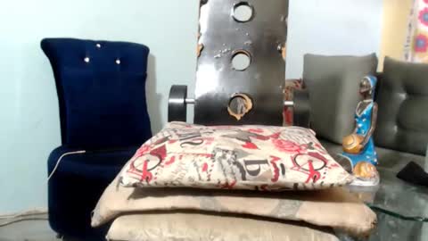 SHENIEL RODRIGUEZ online show from 12/11/24, 07:57