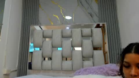 wonderkloe_ online show from 05/03/26, 07:31