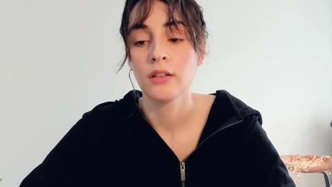 Stia online show from 04/05/26, 01:19