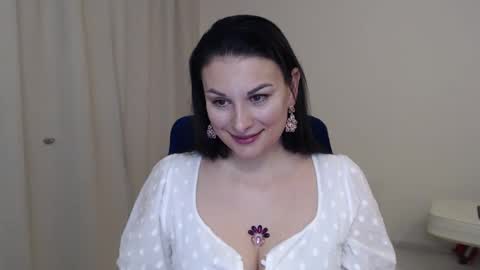 Snapshot of wonderr_woman chatting on 02/24/25, 09:52 wonderr_woman online show from 02/24/25, 09:52