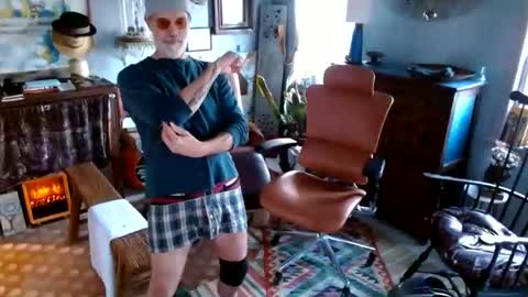 Snapshot of woodchuck185 chatting on 03/08/26, 10:02 Chuck online show from 03/08/26, 10:02