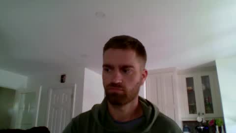 Snapshot of woodeee77 chatting on 10/08/25, 05:21 woodeee77 online show from 10/08/25, 05:21