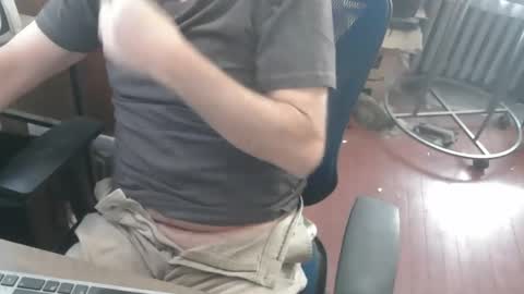 woodworker6473 online show from 04/14/26, 01:39