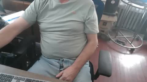 woodworker6473 online show from 04/21/26, 01:50