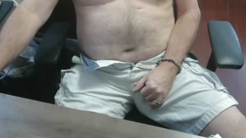 Snapshot of woodworker6473 chatting on 07/22/26, 10:45 woodworker6473 online show from 07/22/26, 10:45