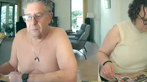 woodwurm and Snoeske online show from 03/08/25, 10:43