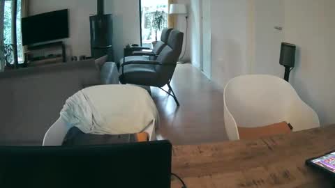 woodwurm and Snoeske online show from 11/09/25, 07:28