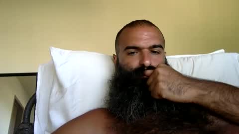 Snapshot of woof_wolf37 chatting on 09/08/25, 03:22 woof_wolf37 online show from 09/08/25, 03:22