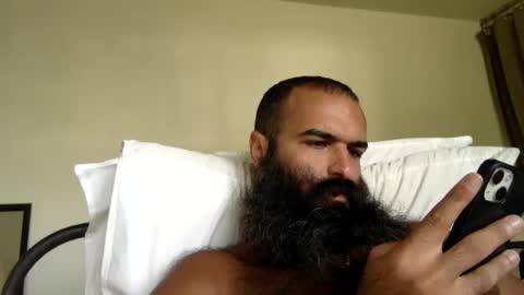 Snapshot of woof_wolf37 chatting on 09/15/25, 04:07 woof_wolf37 online show from 09/15/25, 04:07